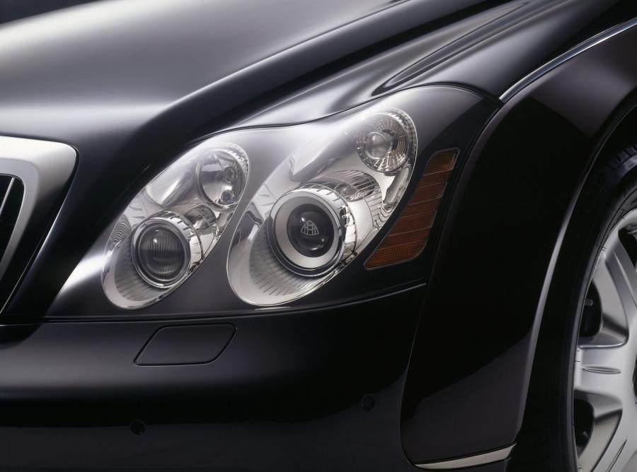 Детали экстерьера Maybach 57 (W240) 2002 года  (фото 66 из 95)